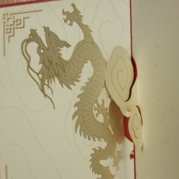 Beautiful Handmade Papercutting 3D Dragon card - Picture 7 of 7